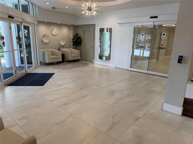 3001 S Ocean Drive 421, Hollywood, FL 33019