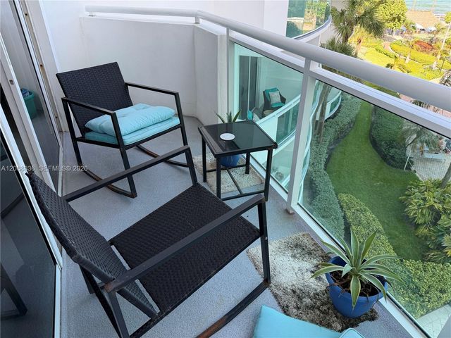3001 S Ocean Drive 421, Hollywood, FL 33019