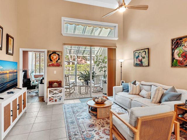 12573 NW 56th Dr, Coral Springs, FL 33076