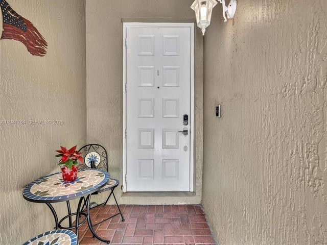 12573 NW 56th Dr, Coral Springs, FL 33076