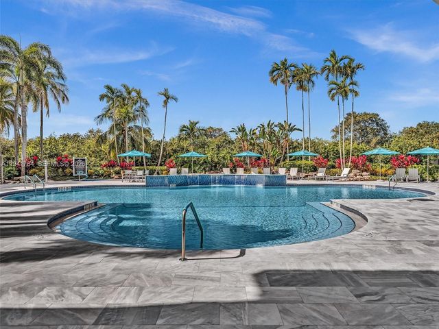 12573 NW 56th Dr, Coral Springs, FL 33076