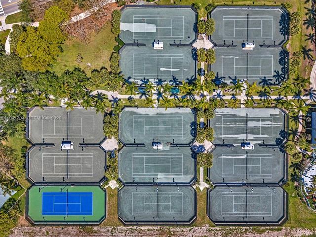 12573 NW 56th Dr, Coral Springs, FL 33076