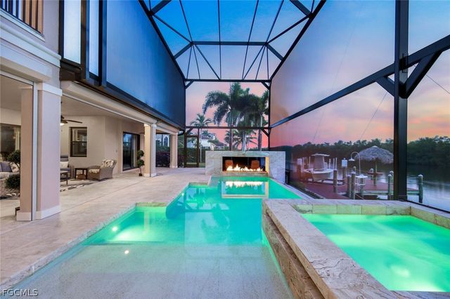 5703 Yardarm CT, Cape Coral, FL 33914