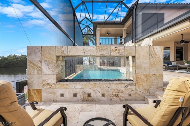 5703 Yardarm CT, Cape Coral, FL 33914