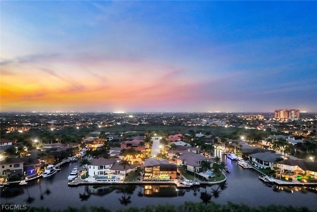 5703 Yardarm CT, Cape Coral, FL 33914