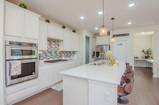 2574 Meadow Hills Drive, Pittsfield Charter Twp, MI 48108