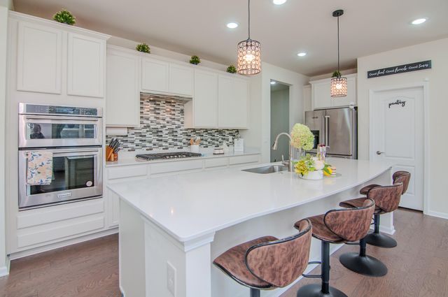 2574 Meadow Hills Drive, Pittsfield Charter Twp, MI 48108