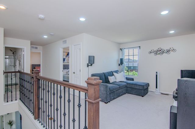 2574 Meadow Hills Drive, Pittsfield Charter Twp, MI 48108