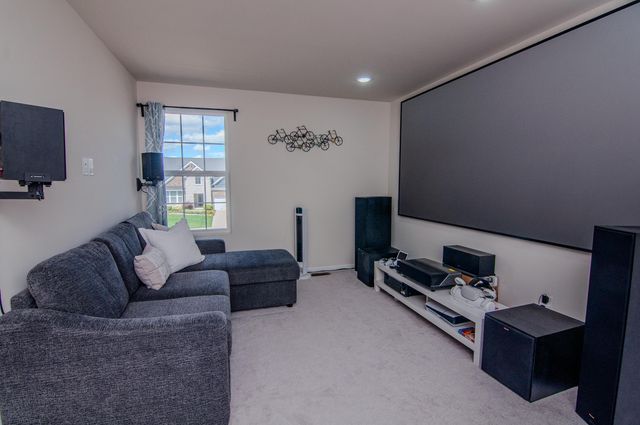 2574 Meadow Hills Drive, Pittsfield Charter Twp, MI 48108