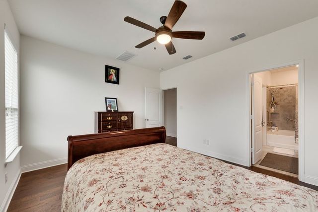 8732 Heliotrope Lane, Fort Worth, TX 76131