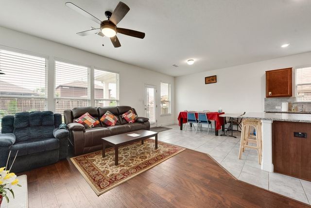 8732 Heliotrope Lane, Fort Worth, TX 76131