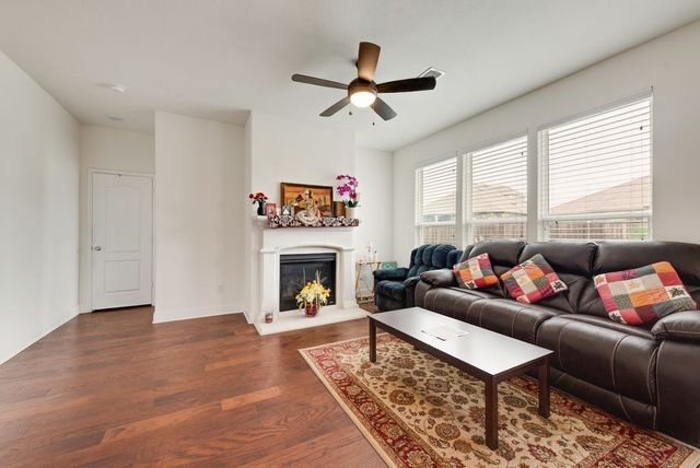 8732 Heliotrope Lane, Fort Worth, TX 76131