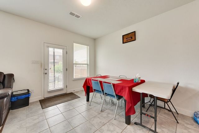 8732 Heliotrope Lane, Fort Worth, TX 76131