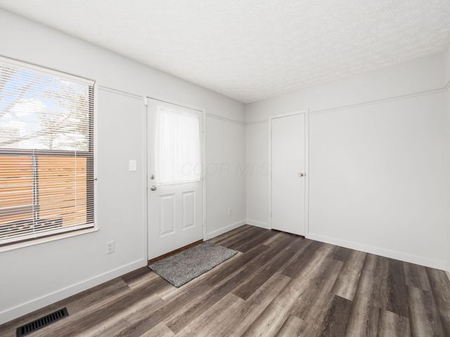 7723 Stanlake Court, Columbus, OH 43235