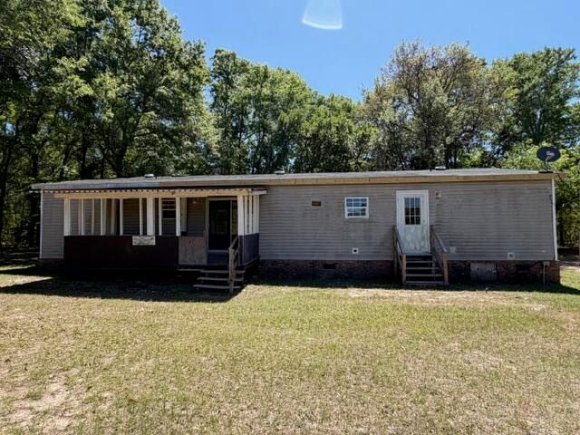 568 Sage Road, Barnwell, SC 29812