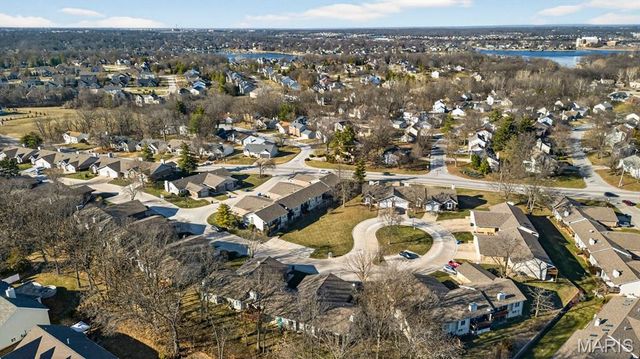 2466 Fox Bridge Court 35, Lake St Louis, MO 63367