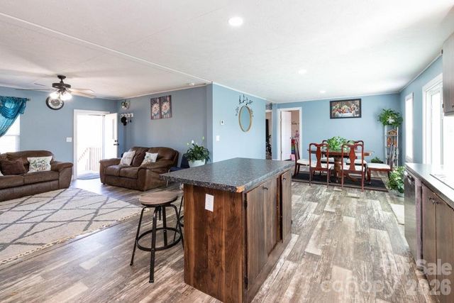 84 Hazelwood Road, Asheville, NC 28806