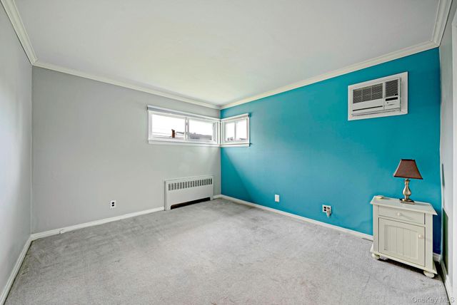 236 36th Street, Lindenhurst, NY 11757