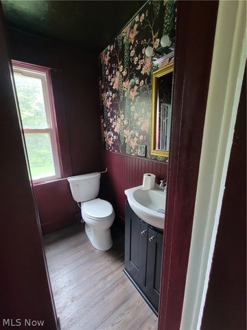 523 8th Street, Marietta, OH 45750