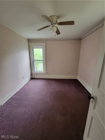 523 8th Street, Marietta, OH 45750