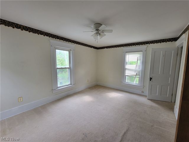 523 8th Street, Marietta, OH 45750