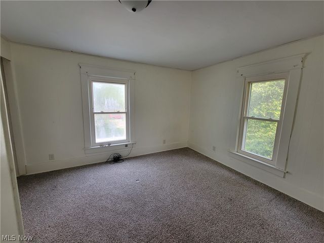 523 8th Street, Marietta, OH 45750