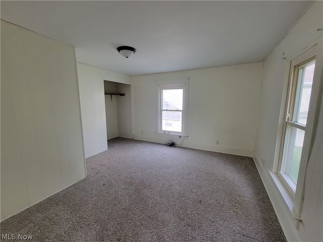523 8th Street, Marietta, OH 45750