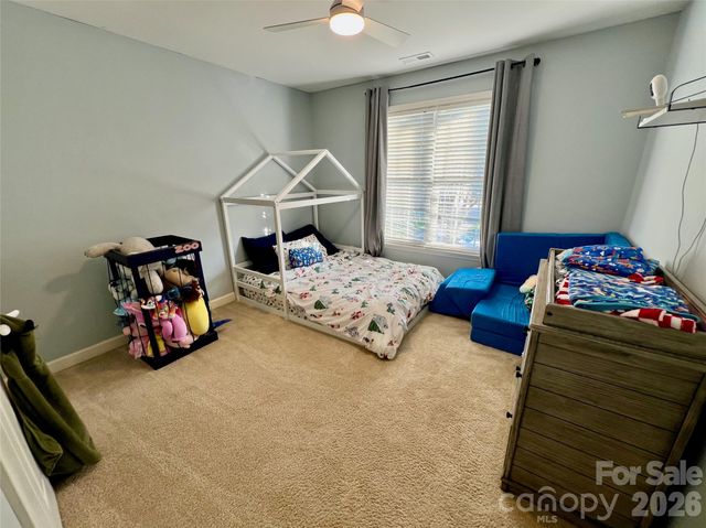 962 Huntington Hills Drive, Lincolnton, NC 28092