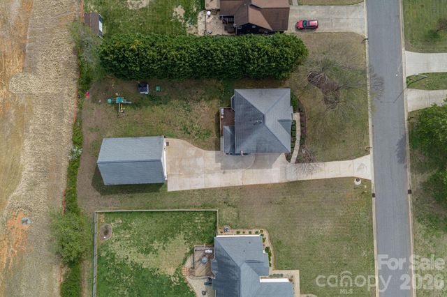 962 Huntington Hills Drive, Lincolnton, NC 28092