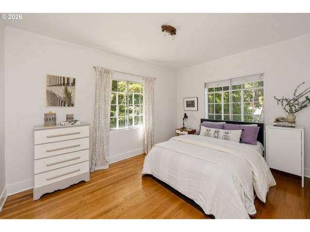 2829 Se BELMONT St 308, Portland, OR 97214