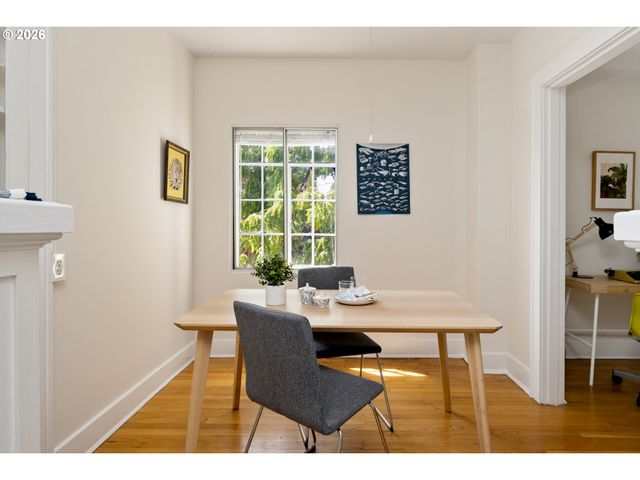 2829 Se BELMONT St 308, Portland, OR 97214