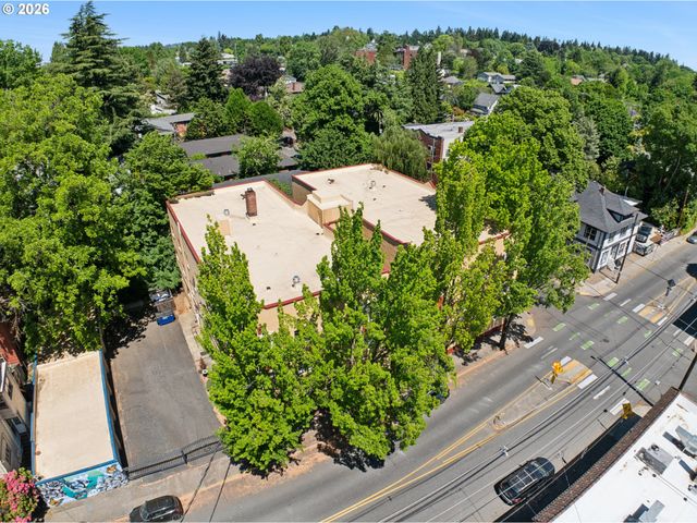 2829 Se BELMONT St 308, Portland, OR 97214