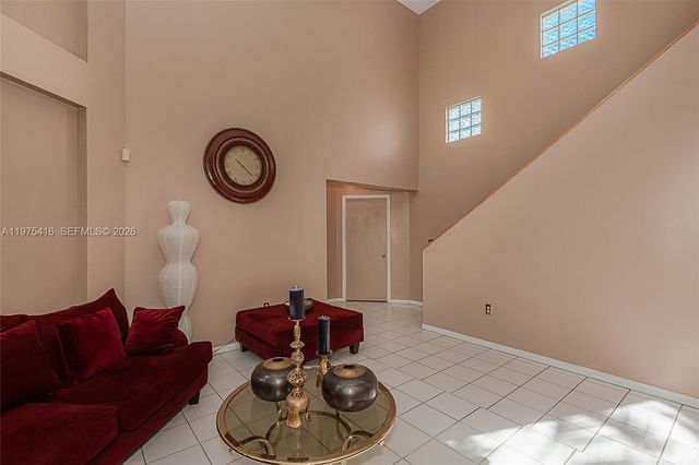 2518 NE 206th Ter, Miami, FL 33180