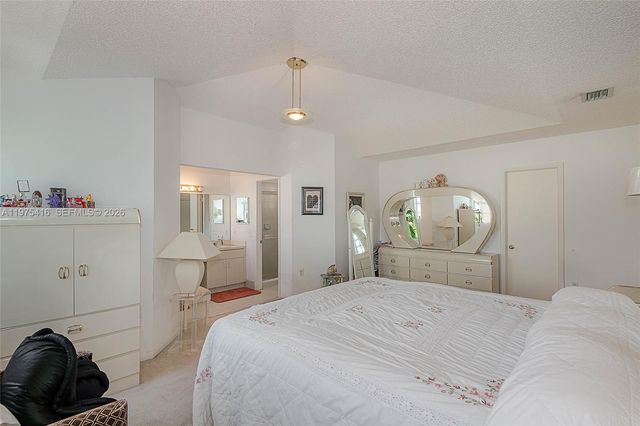 2518 NE 206th Ter, Miami, FL 33180