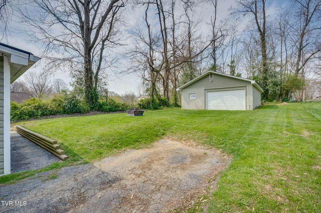 1105 Miller Street, Johnson City, TN 37604