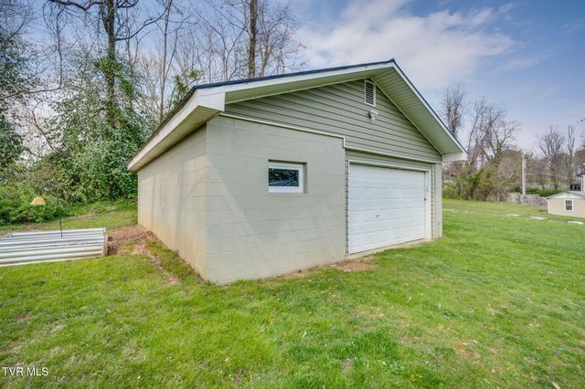 1105 Miller Street, Johnson City, TN 37604