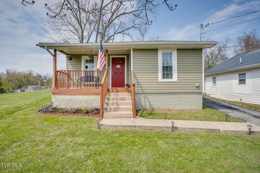 1105 Miller Street, Johnson City, TN 37604