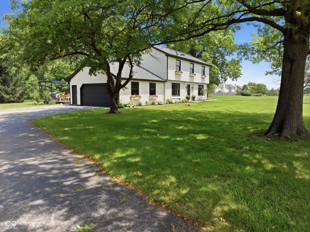 8790 E 400 S, Zionsville, IN 46077