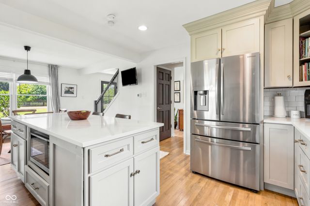 8790 E 400 S, Zionsville, IN 46077