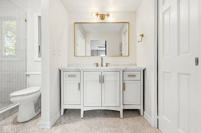 8790 E 400 S, Zionsville, IN 46077