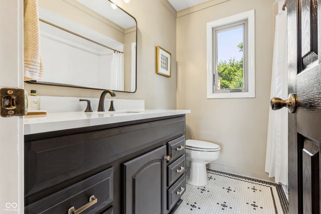 8790 E 400 S, Zionsville, IN 46077