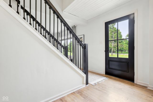 8790 E 400 S, Zionsville, IN 46077