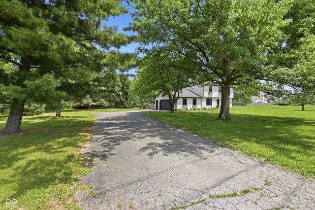 8790 E 400 S, Zionsville, IN 46077