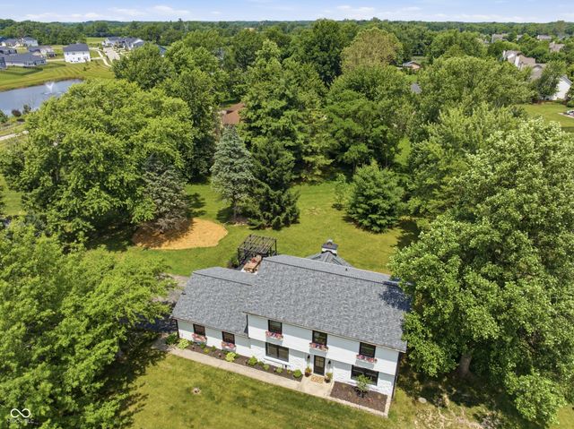 8790 E 400 S, Zionsville, IN 46077