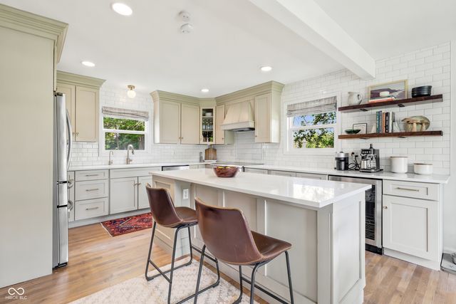 8790 E 400 S, Zionsville, IN 46077