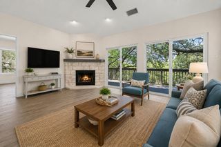 415 Hazeltine DR, Lakeway, TX 78734