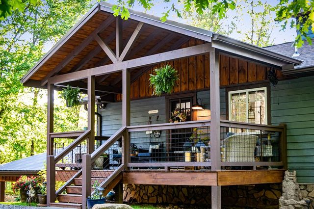 390 Sunny Brook Road, Blue Ridge, GA 30513