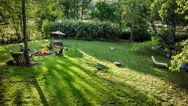 390 Sunny Brook Road, Blue Ridge, GA 30513