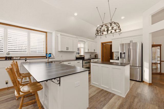 11306 W Lost Creek St, Wichita, KS 67212