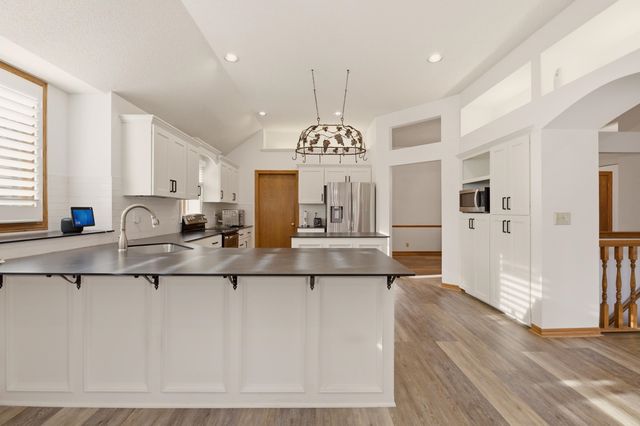 11306 W Lost Creek St, Wichita, KS 67212